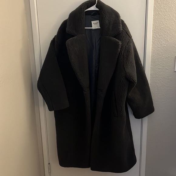 Abercrombie & Fitch Teddy Sherpa Long Coat - Picture 3 of 3